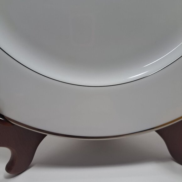 Hallmark Platnum Trim and Verge by Gorham Fine China Dinner Plate Circa 1993-97 - Picture 2 of 8